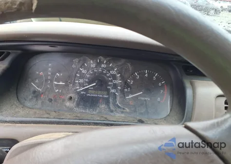 1999 Toyota Camry Le z USA, uszkodzony, nr VIN 4T1BG22K8XU599341